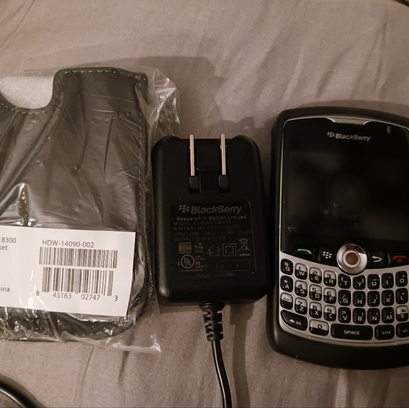 VINTAGE WORKING BLACKBERRY - Picture 5 of 6